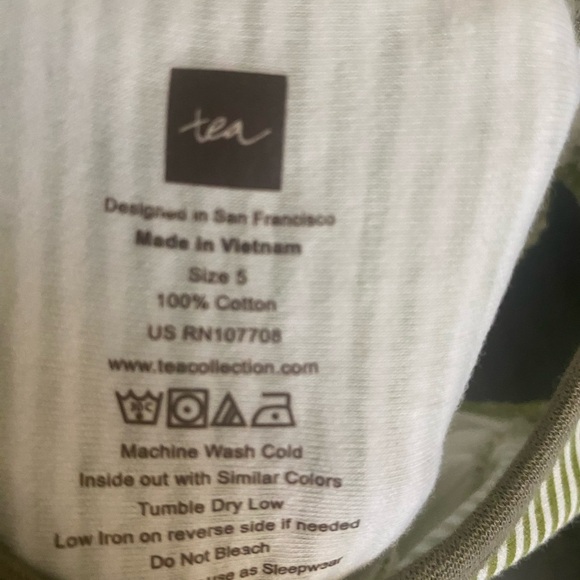 Girls Tea Collection Ruffle Sleeve Dress - Picture 3 of 5